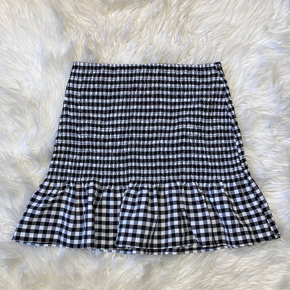 5 for $25🎈 NWOT H&M plaid skirt